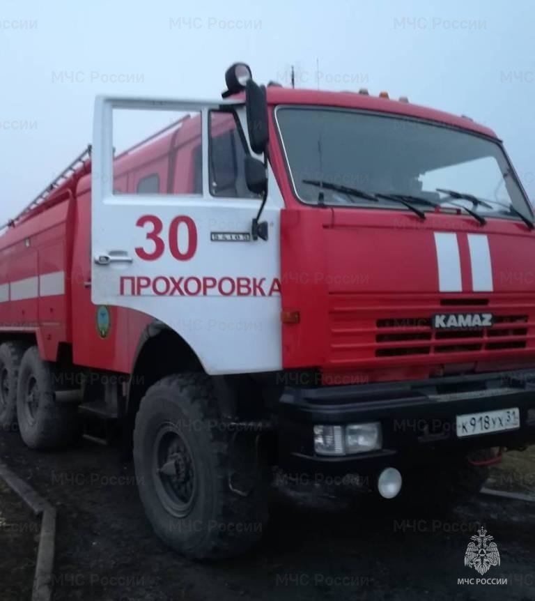 Спасатели МЧС России приняли участие в ликвидации ДТП на автодороге «Прохоровка-Яковлево»